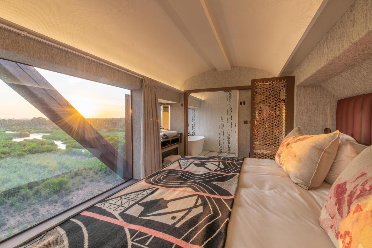 Kruger Shalati - Train On The Bridge & Garden Suites Skukuza Eksteriør billede