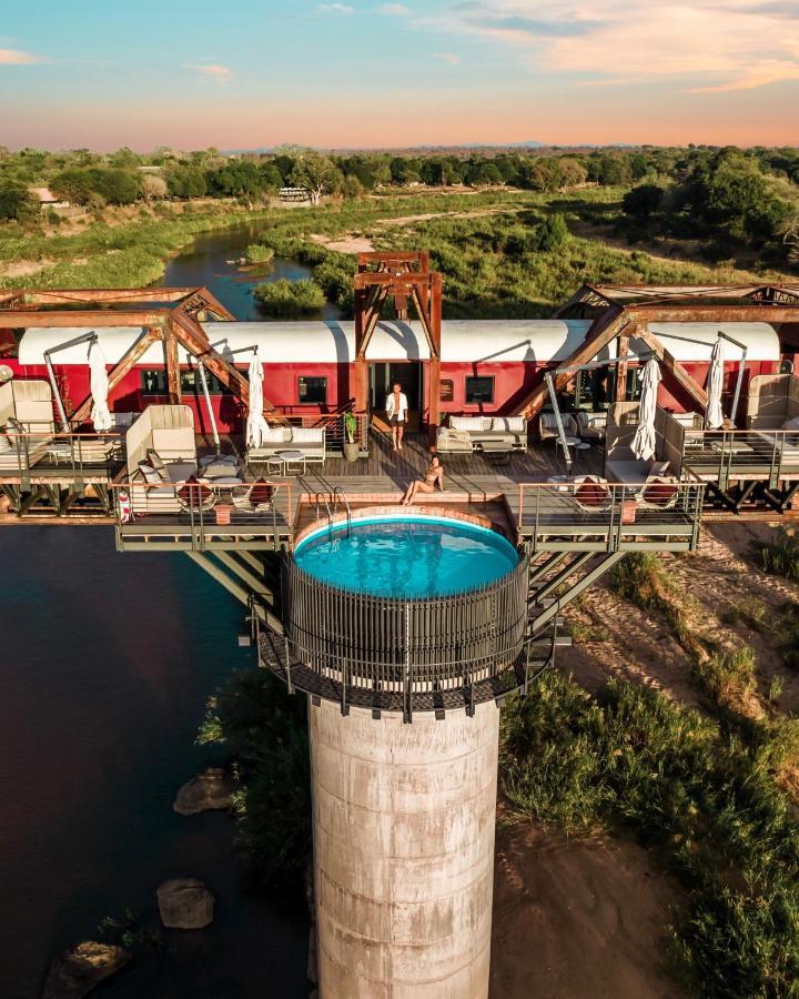 Kruger Shalati - Train On The Bridge & Garden Suites Skukuza Eksteriør billede
